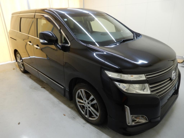 NISSAN ELGRAND 2013