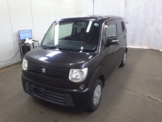 SUZUKI MRWAGON 2011