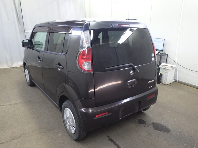 SUZUKI MRWAGON 2011