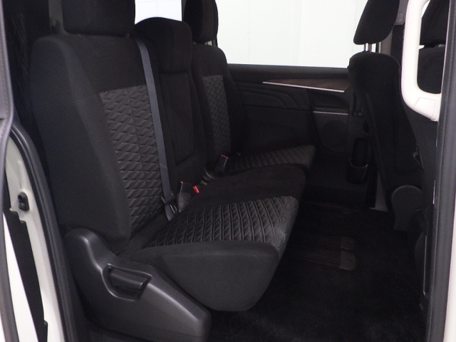 MITSUBISHI DELICA D5 2020