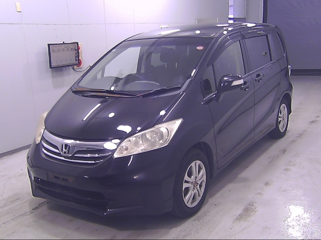 HONDA FREED 2012