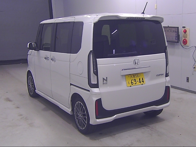 HONDA N BOX 2025