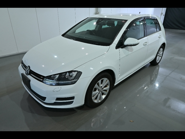 VOLKSWAGEN GOLF 2016