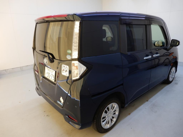 TOYOTA TANK 2019