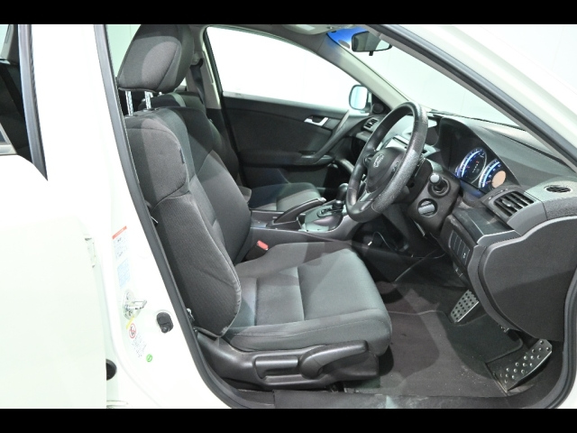 HONDA ACCORD WAGON 2011