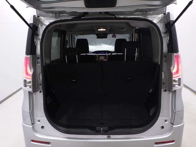 MITSUBISHI DELICA D2 2016