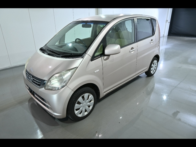 DAIHATSU MOVE 2010