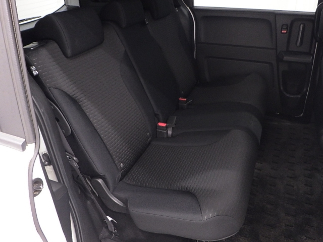 HONDA FREED 2013