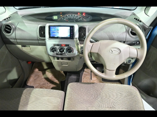 DAIHATSU TANTO 2012