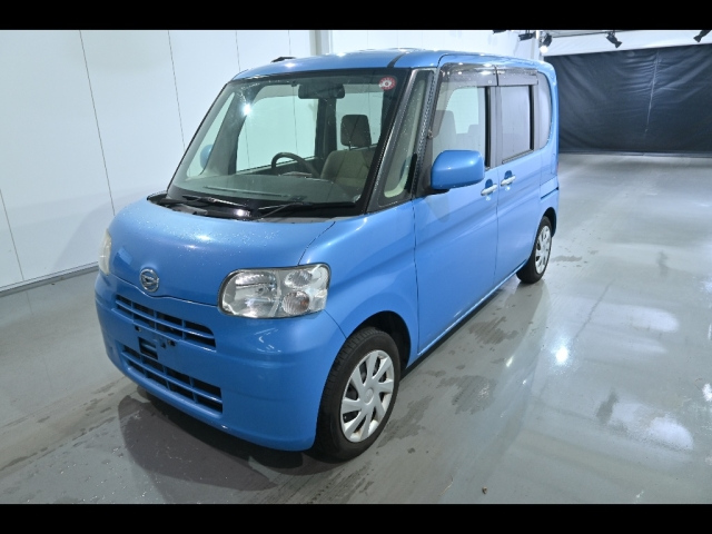 DAIHATSU TANTO 2012