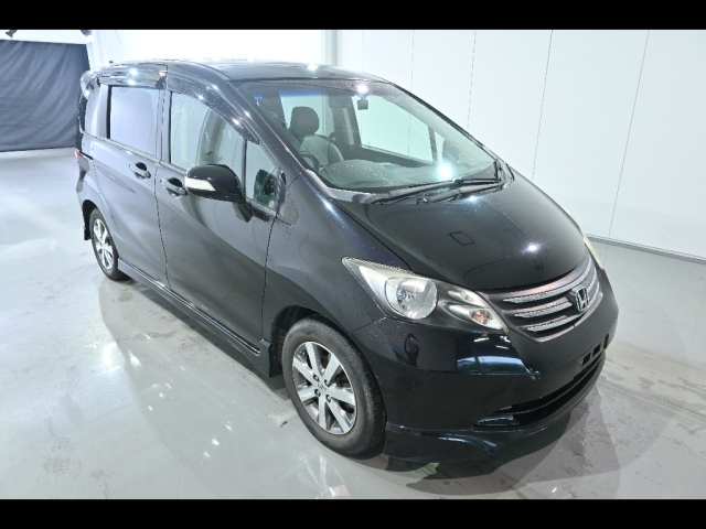 HONDA FREED 2010