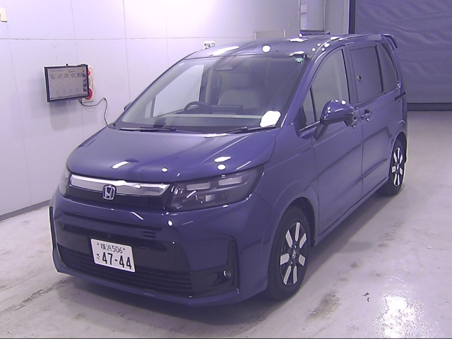 HONDA FREED 2024