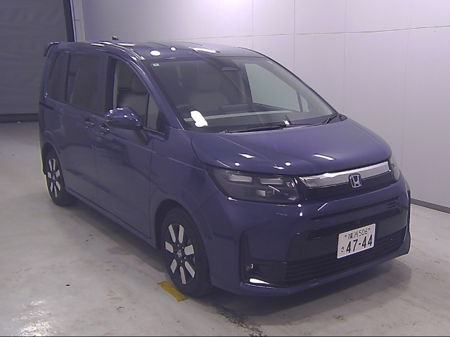 HONDA FREED 2024