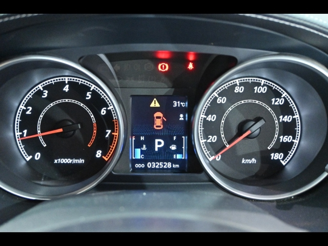 MITSUBISHI OUTLANDER 2011