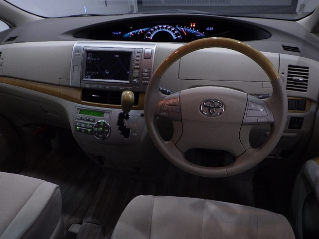TOYOTA ESTIMA 2008