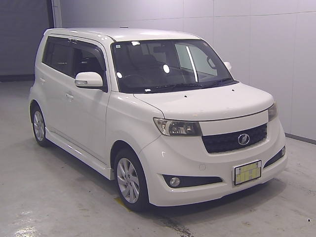 TOYOTA BB 2008