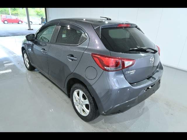 MAZDA DEMIO 2015