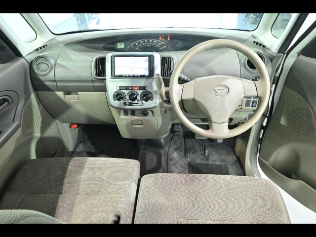 DAIHATSU TANTO 2012
