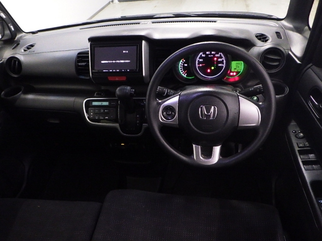 HONDA N BOX 2016