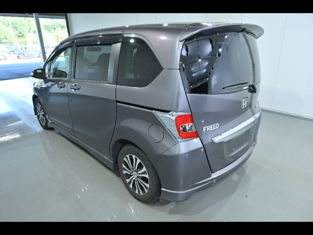 HONDA FREED 2014