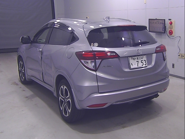 HONDA VEZEL 2016