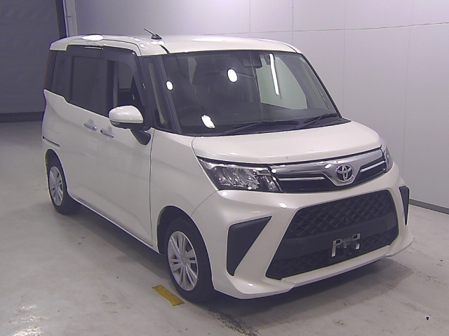 TOYOTA ROOMY 2022