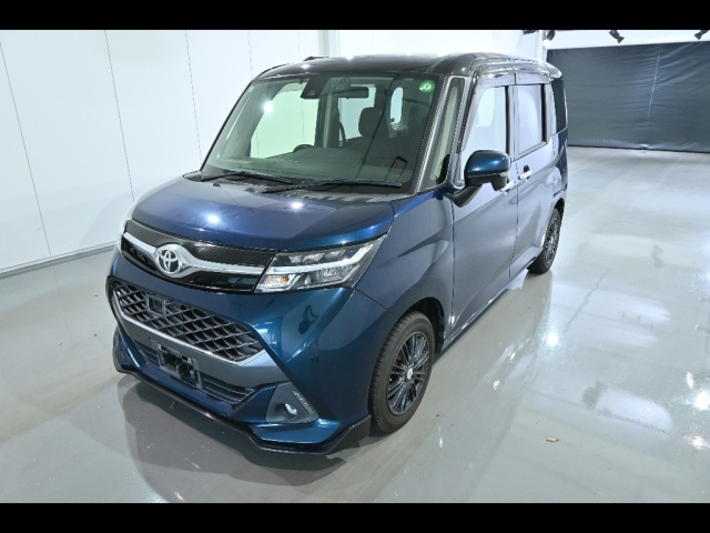 TOYOTA TANK 2018