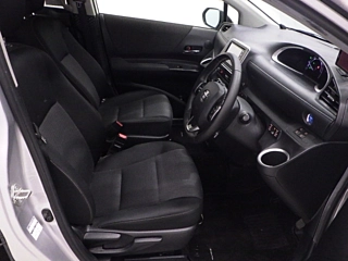 TOYOTA SIENTA 2021