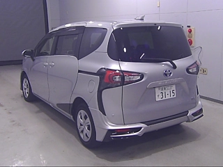 TOYOTA SIENTA 2021