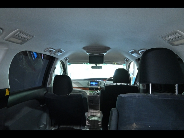 TOYOTA ESTIMA 2011