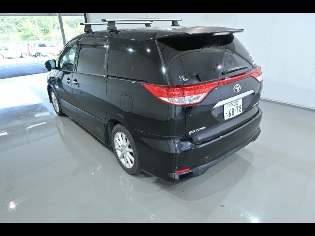 TOYOTA ESTIMA 2011