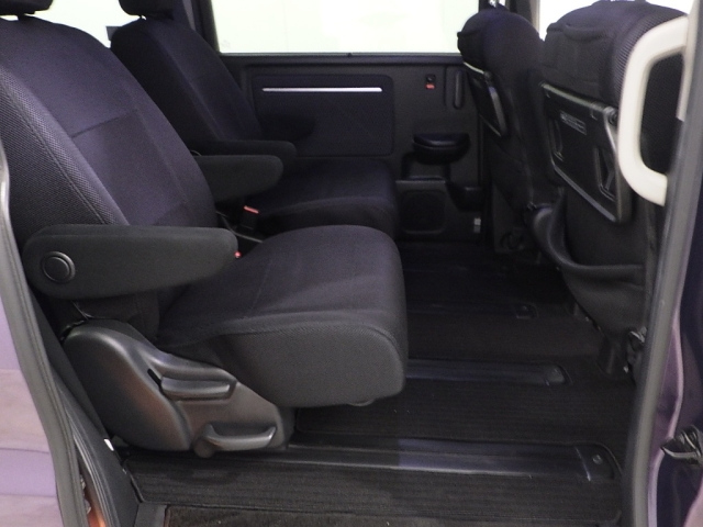 HONDA STEP WAGON 2017