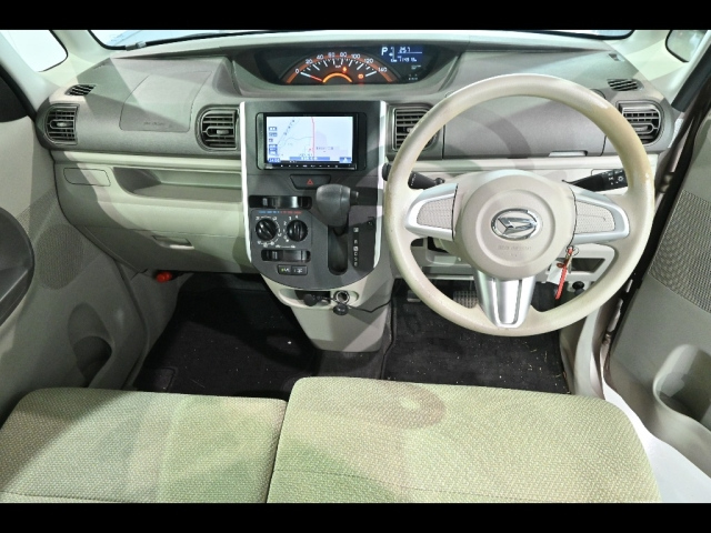 DAIHATSU TANTO 2015