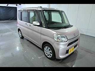DAIHATSU TANTO 2015