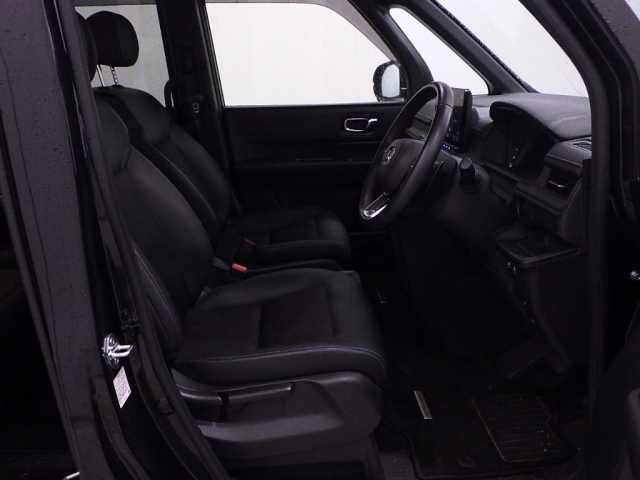 HONDA STEP WAGON 2024