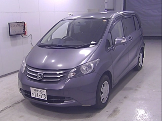HONDA FREED 2010