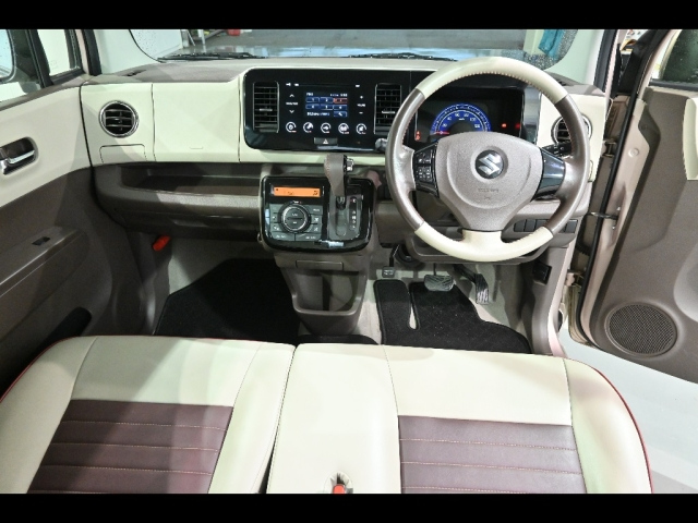 SUZUKI MRWAGON 2013