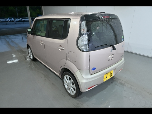 SUZUKI MRWAGON 2013