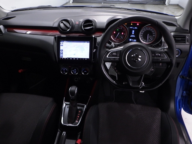 SUZUKI SWIFT 2023