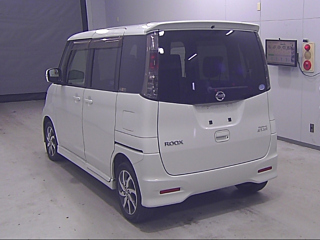 NISSAN ROOX 2012