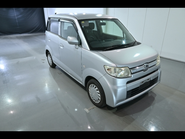 HONDA ZEST 2010