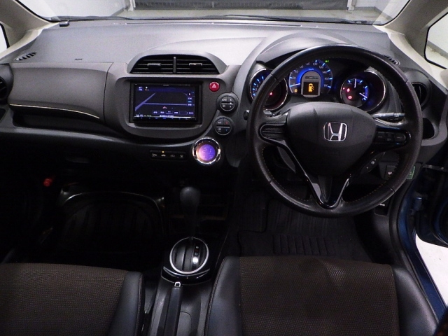HONDA FIT SHUTTLE 2012