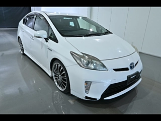 TOYOTA PRIUS 2012