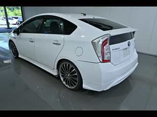 TOYOTA PRIUS 2012