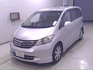 HONDA FREED 2009