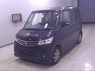 NISSAN ROOX 2010
