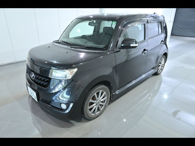 TOYOTA BB 2009