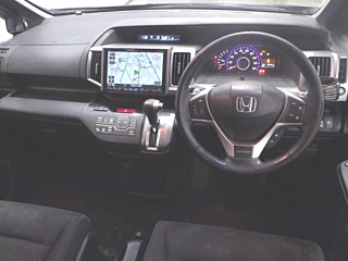 HONDA STEP WAGON 2014
