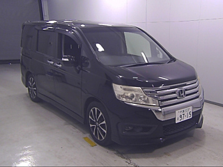 HONDA STEP WAGON 2014