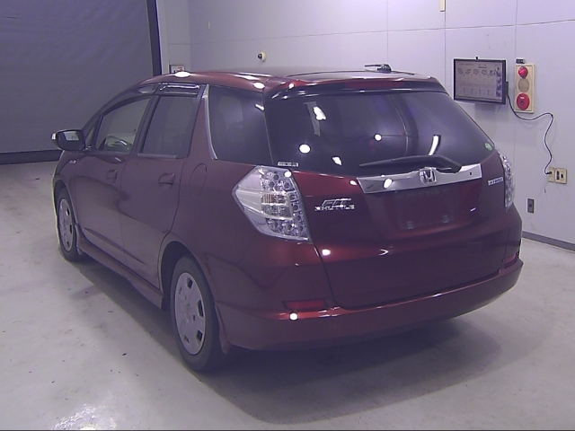 HONDA FIT SHUTTLE 2013